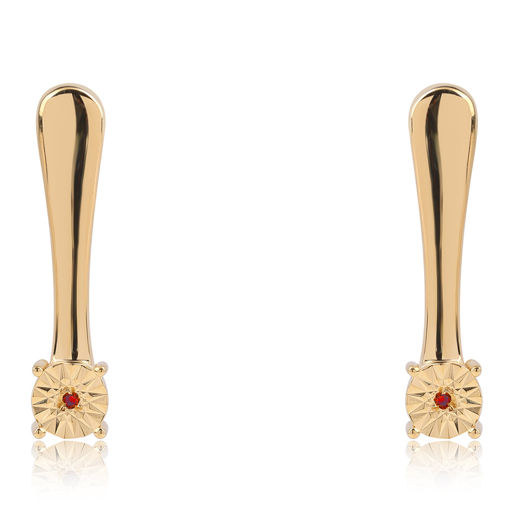 Goldplattierte Silberohrringe mit rotem Diamant 1 