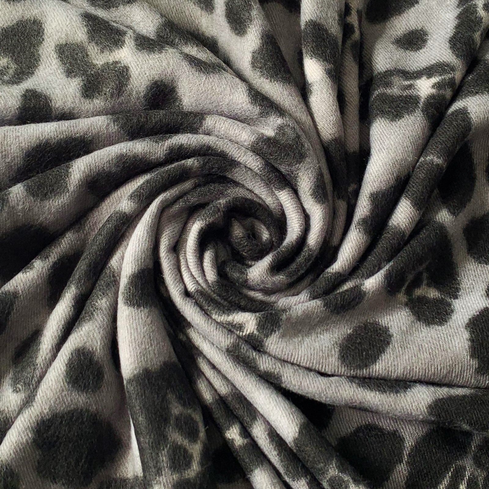 Wool Scarf, 65 cm x 180 cm, Leopard Patterned, Grey, 30% Wool 70% Viscose 2 