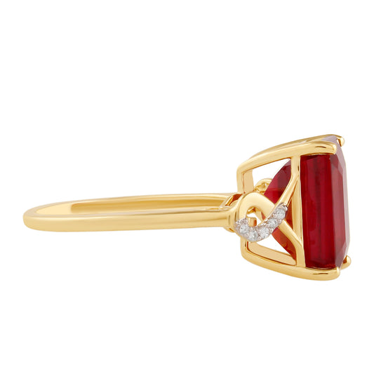 Goldplattierter Silberring mit Thai Rubin und weißem Topas