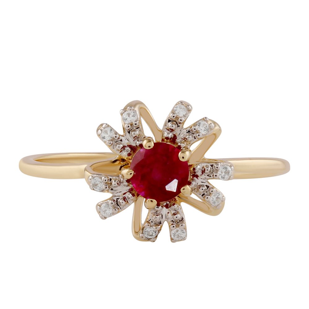 Goldring mit Rubin aus Madagaskar und weißem Zirkon