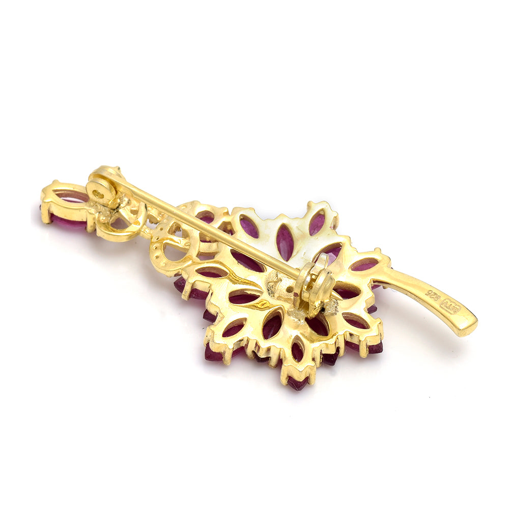 Goldplattierte Silberbrosche mit Rubin aus Madagaskar und weißem Topas 2 