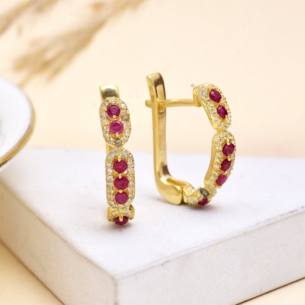 Goldplattierte Silberohrringe mit Rubin aus Madagaskar und weißem Topas 6 