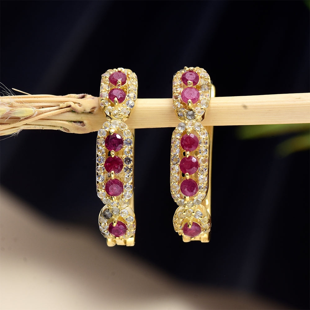 Goldplattierte Silberohrringe mit Rubin aus Madagaskar und weißem Topas 3 