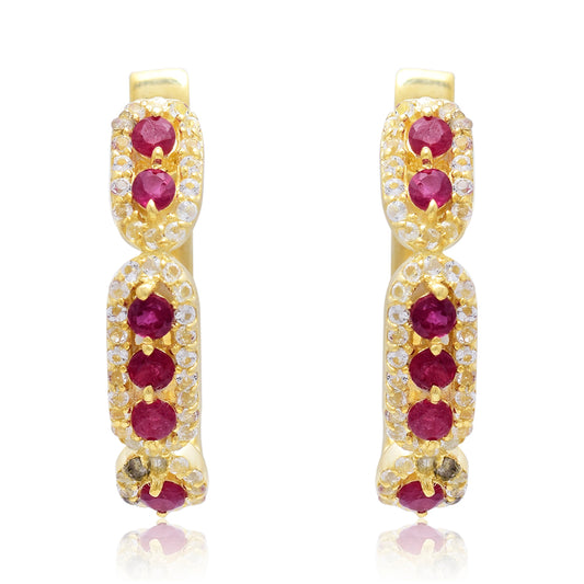 Goldplattierte Silberohrringe mit Rubin aus Madagaskar und weißem Topas