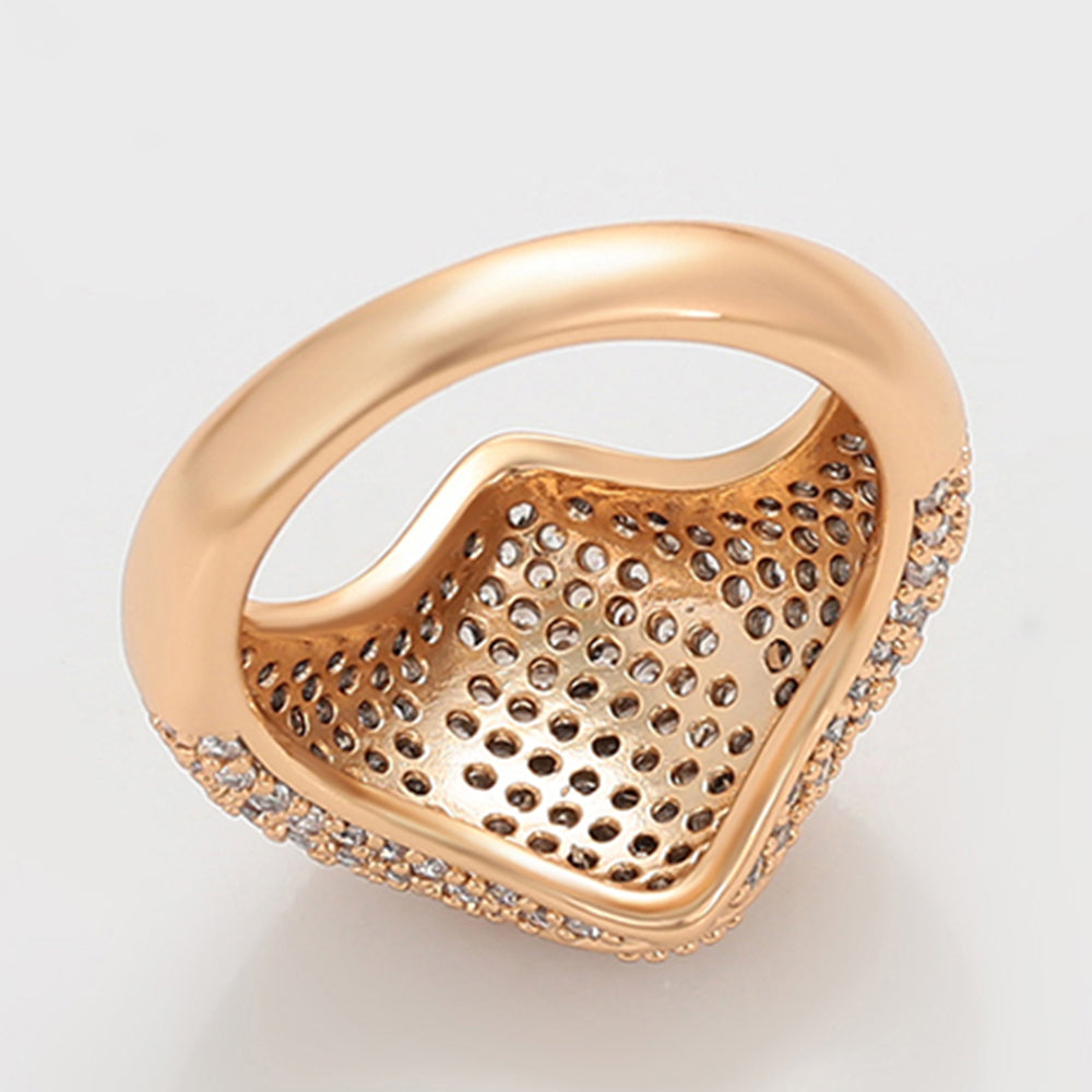 Ring aus goldplattierterr Legierung mit weißem Emporia® Kristall 4 