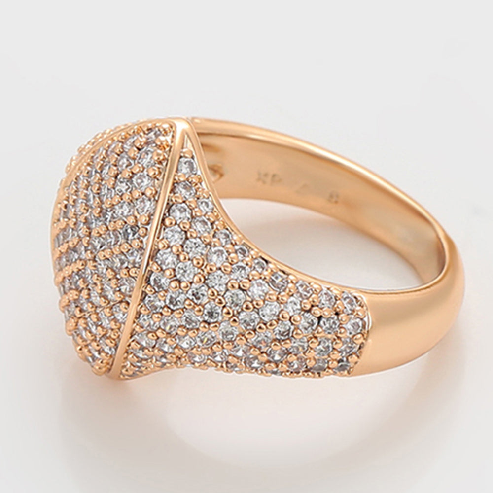 Ring aus goldplattierterr Legierung mit weißem Emporia® Kristall