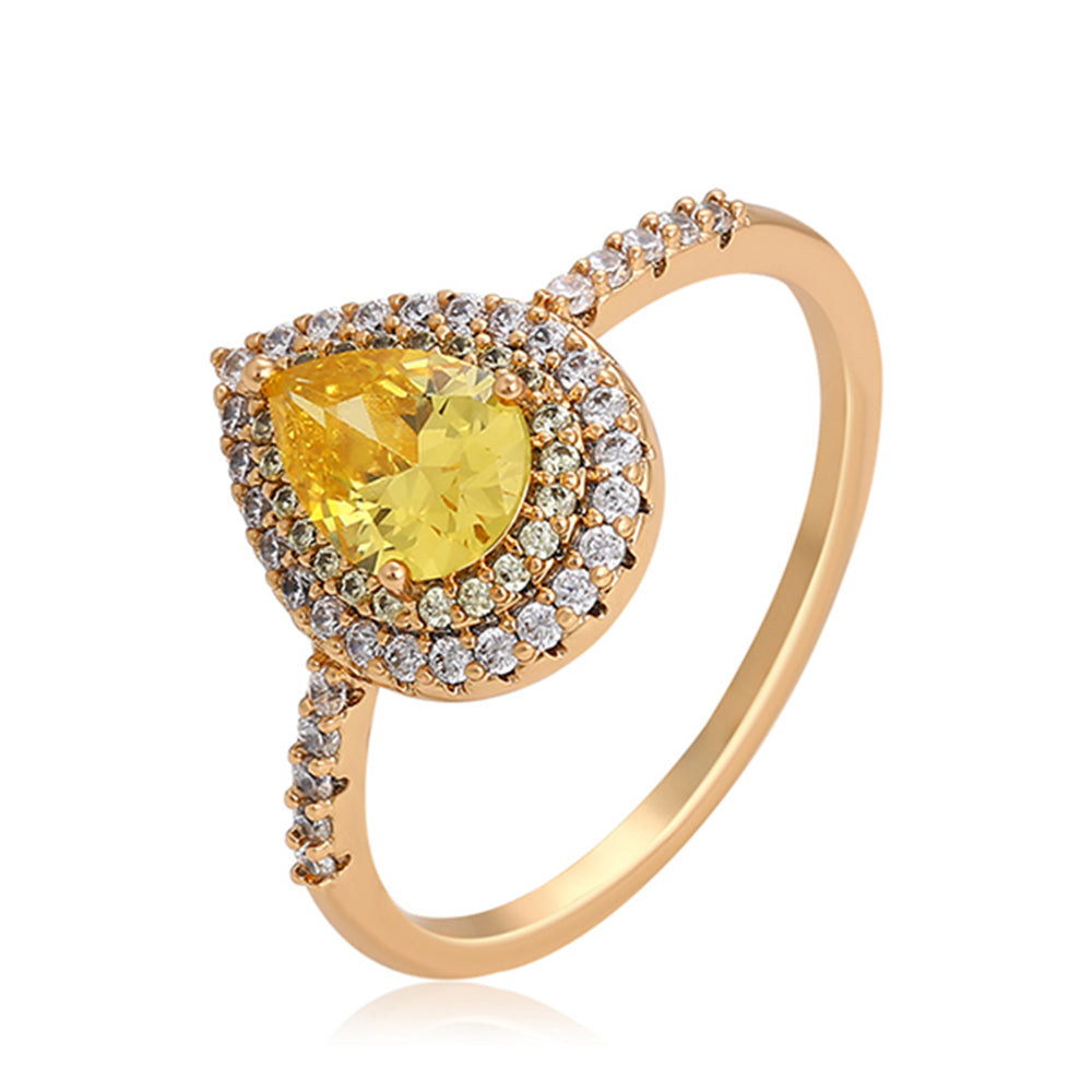 Ring aus goldplattierterr Legierung mit gelbem Emporia®-Kristall und weißem Emporia® Kristall 1 