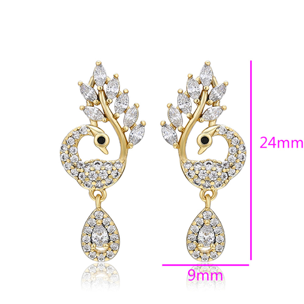 Ohrringe aus goldplattierter Legierung mit weißem Emporia® Kristall 2 