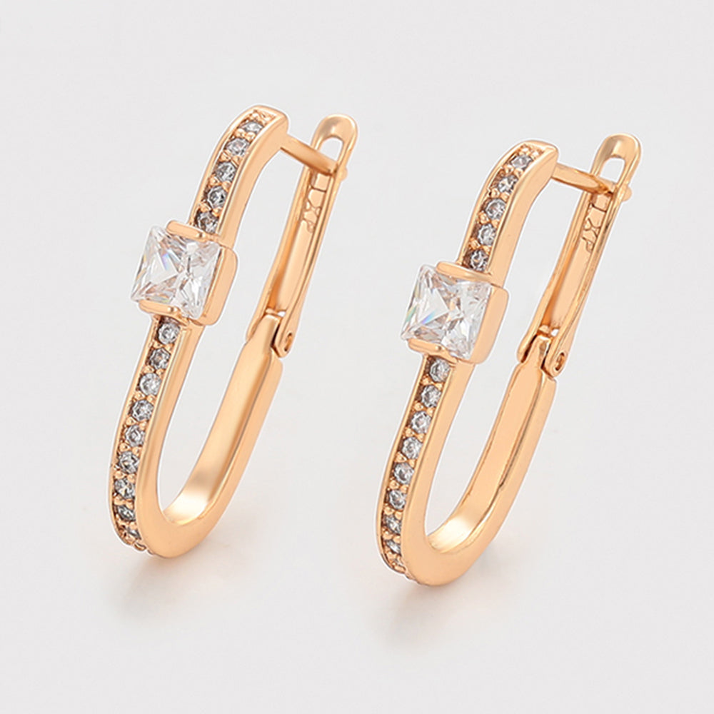 Ohrringe aus goldplattierter Legierung mit weißem Emporia® Kristall