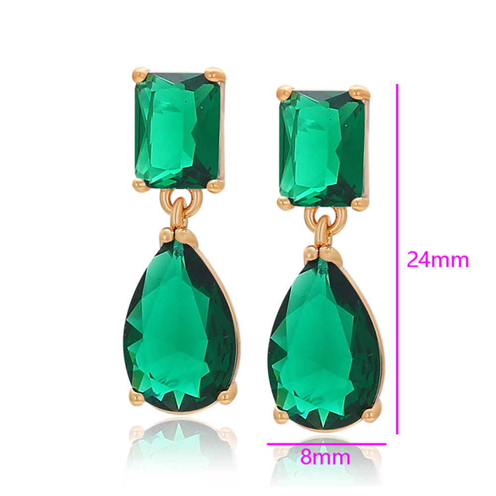 Ohrringe aus goldplattierter Legierung mit grünem Emporia® Kristall 2 