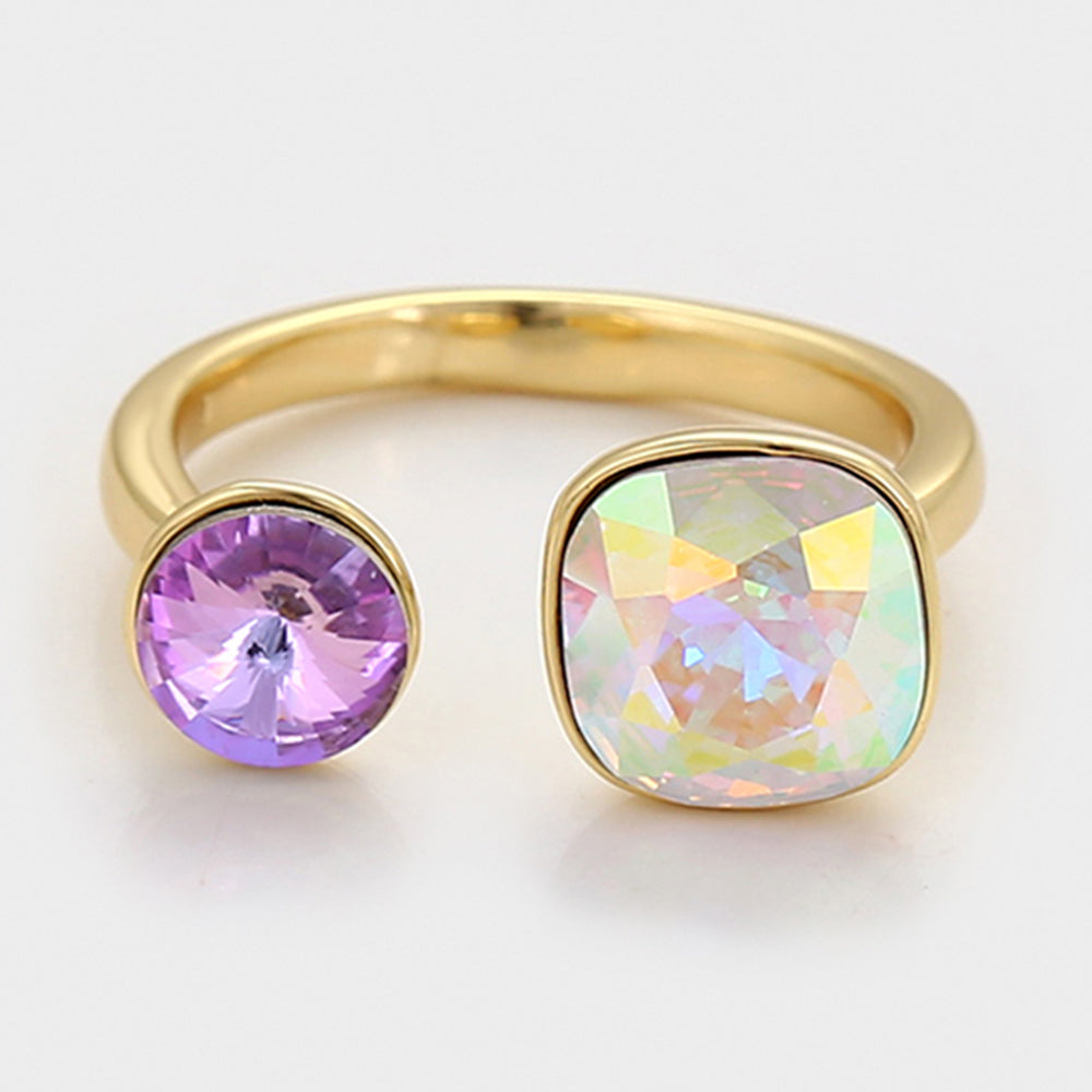 Ring aus goldplattierterr Legierung mit purpurfarbenem Emporia® Kristall und weißem Emporia® Kristall 6 