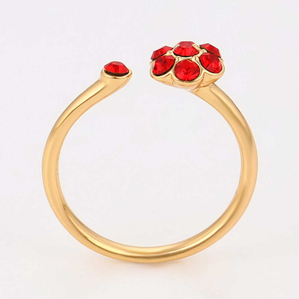Ring aus goldplattierterr Legierung mit rotem Emporia®-Kristall 5 