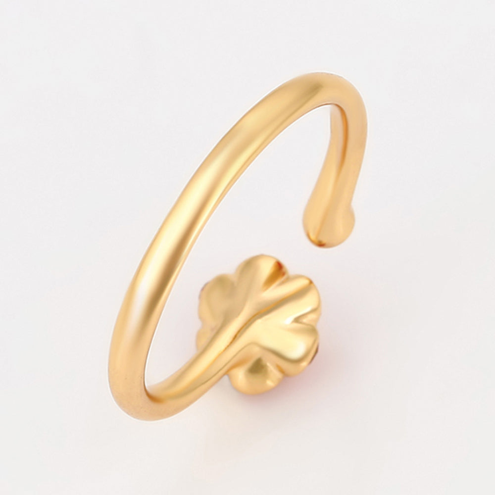 Ring aus goldplattierterr Legierung mit rotem Emporia®-Kristall 6 