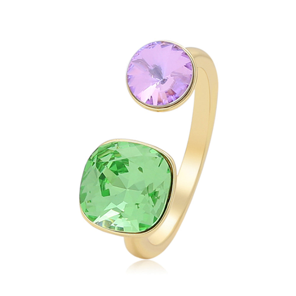Ring aus goldplattierterr Legierung mit grünem Emporia® Kristall und purpurfarbenem Emporia® Kristall 1 