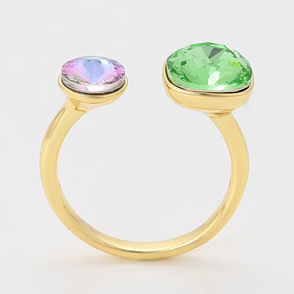 Ring aus goldplattierterr Legierung mit grünem Emporia® Kristall und purpurfarbenem Emporia® Kristall 5 