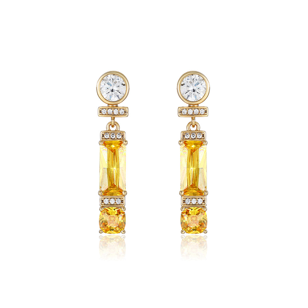 Ohrringe aus goldplattierter Legierung mit gelbem Emporia®-Kristall und weißem Emporia® Kristall