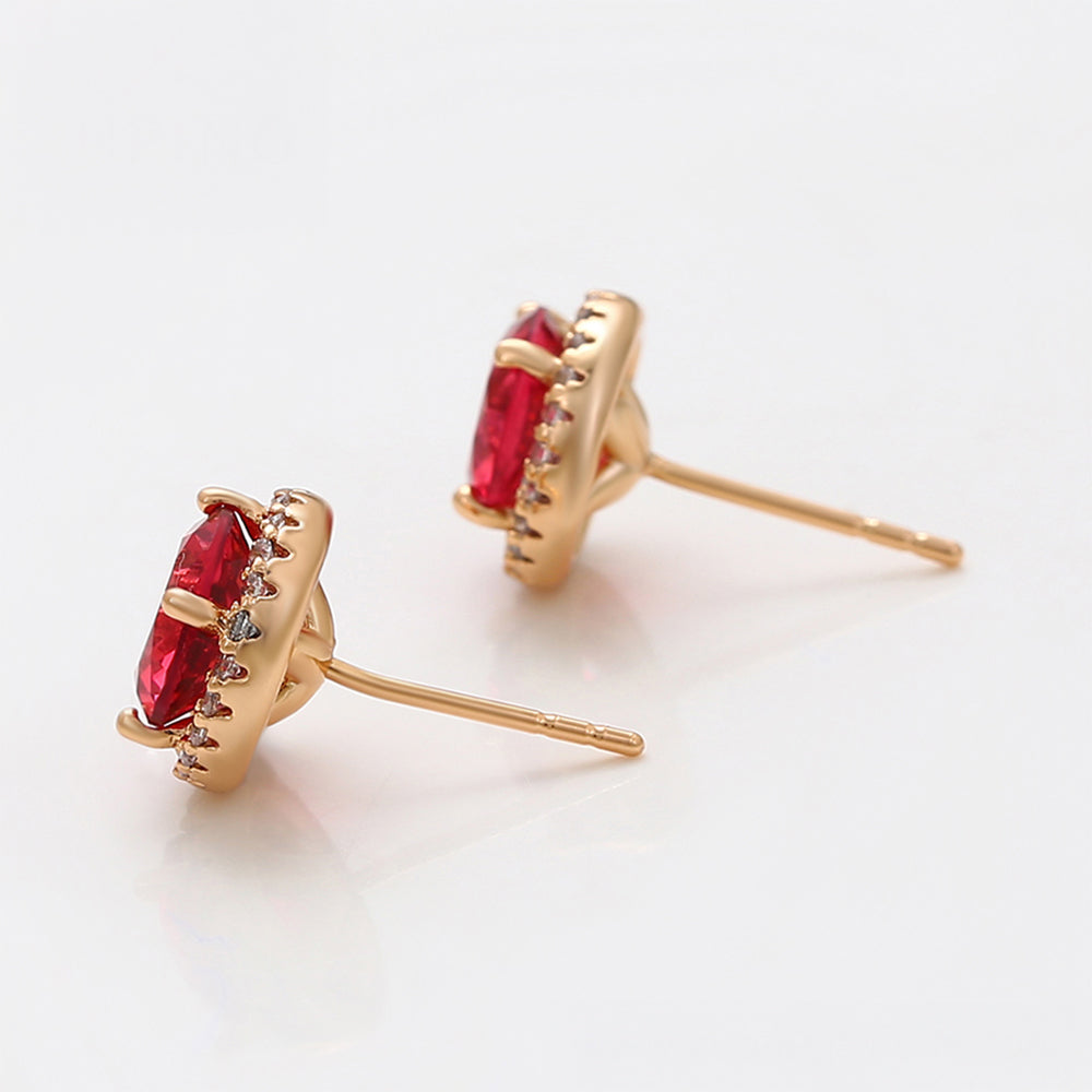 Ohrringe aus goldplattierter Legierung mit rotem Emporia®-Kristall und weißem Emporia® Kristall 6 