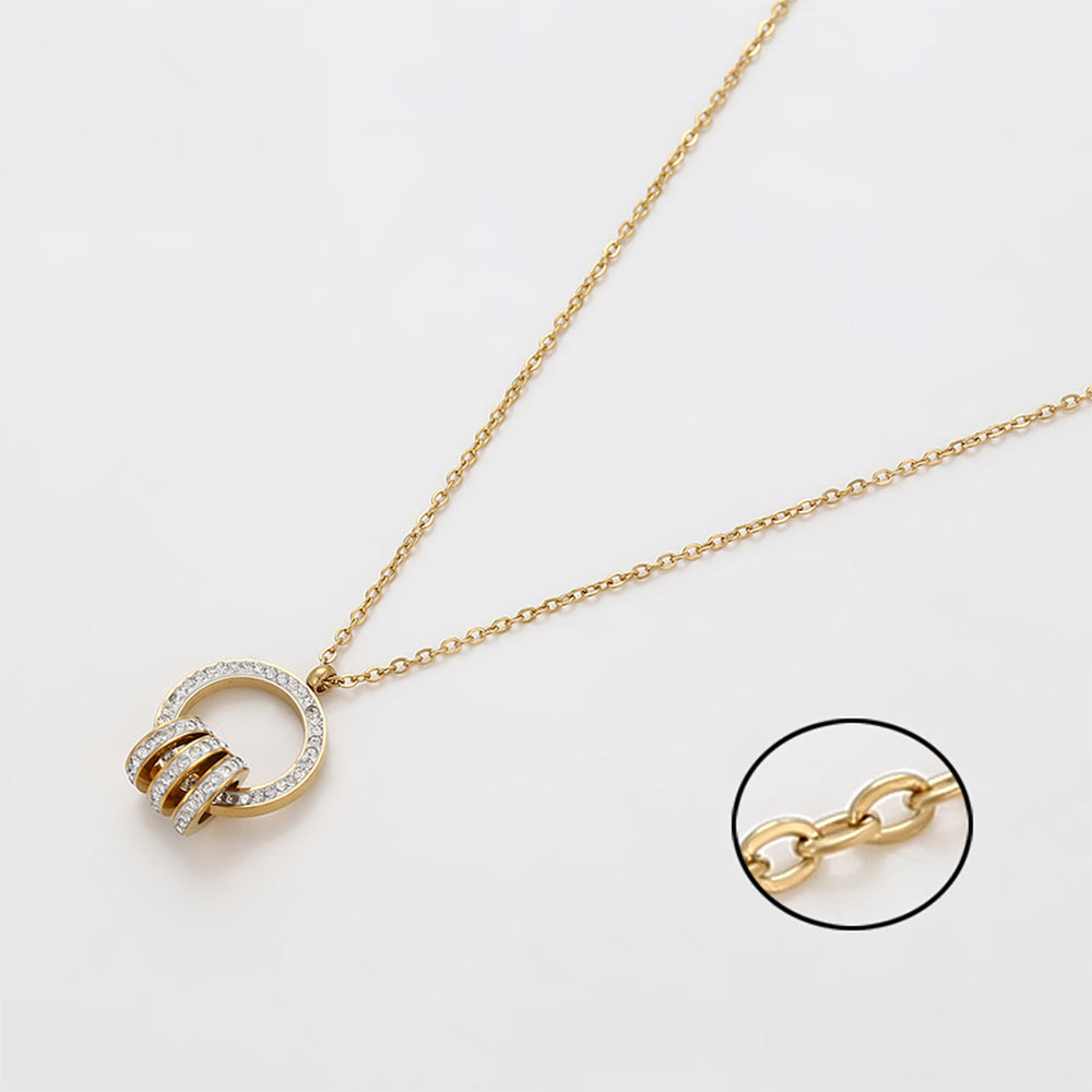 Schmuckgarnitur aus aus goldplattierter Legierung mit weißem Emporia® Kristall 8 