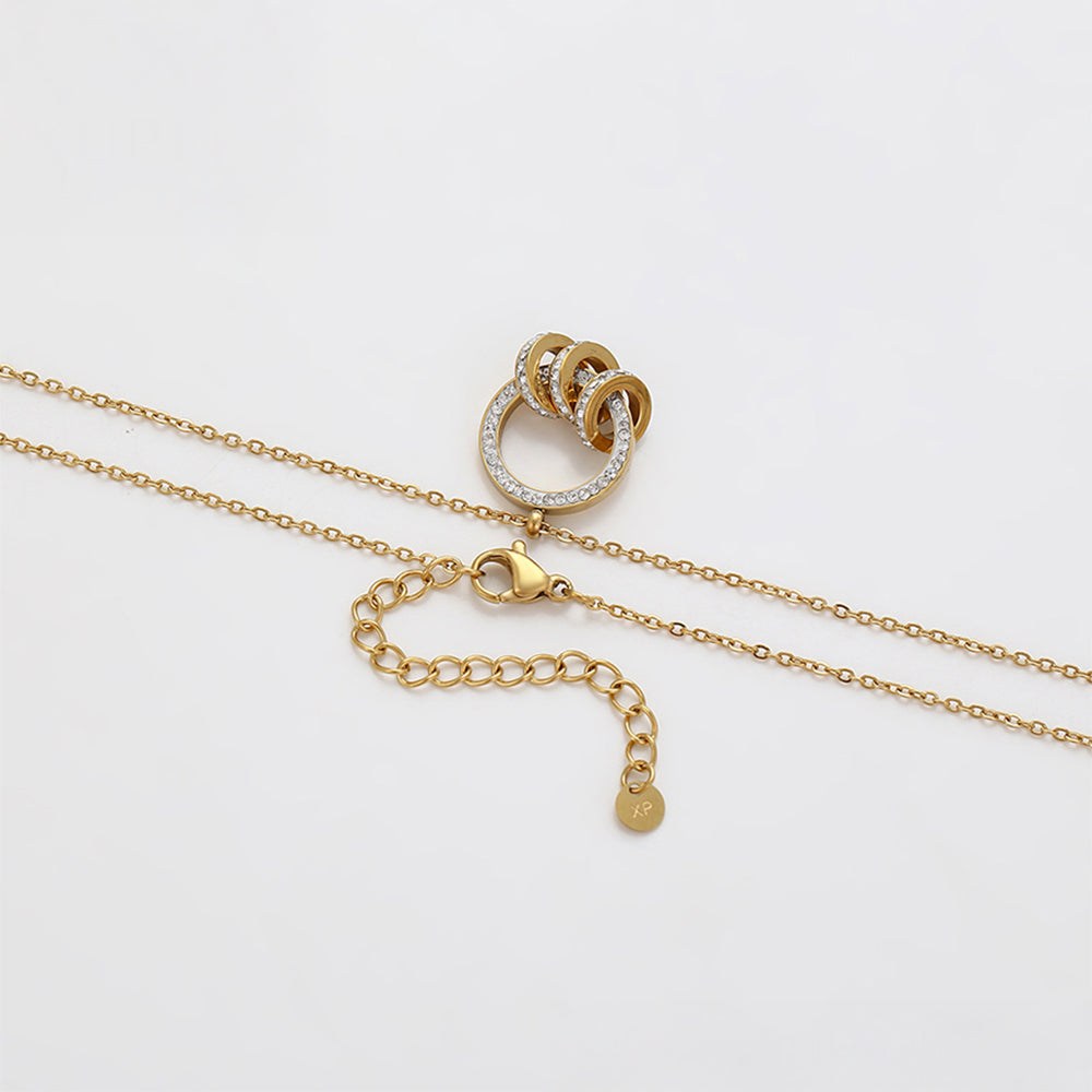 Schmuckgarnitur aus aus goldplattierter Legierung mit weißem Emporia® Kristall 9 