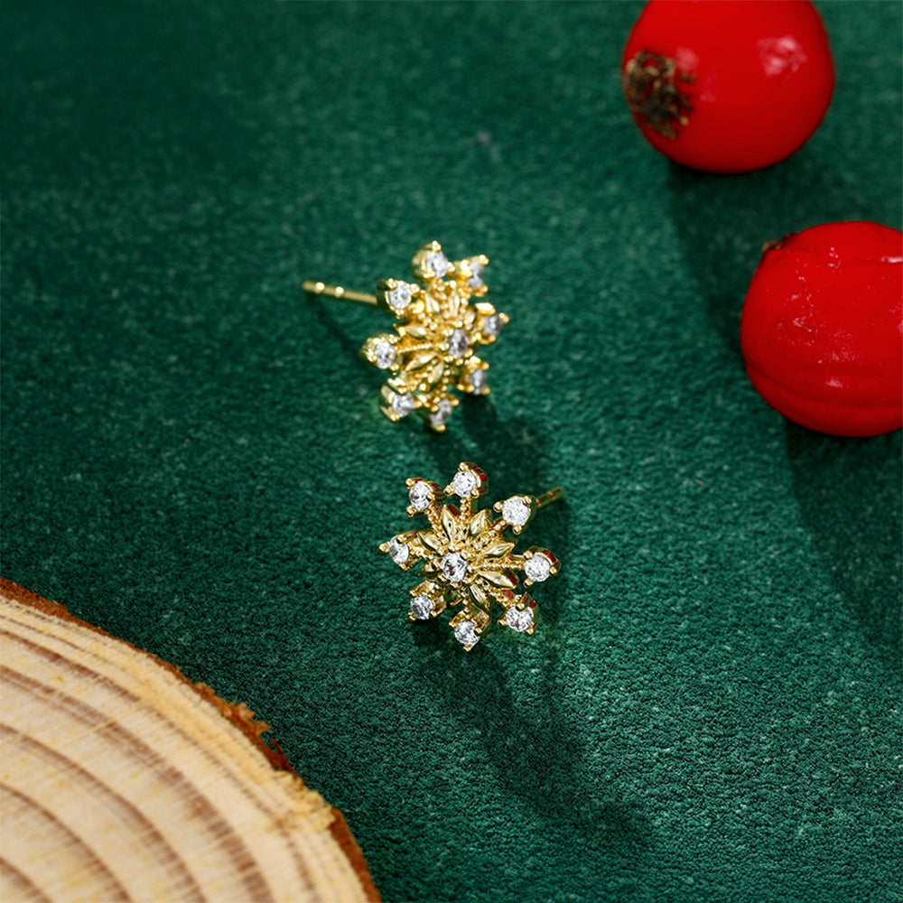 Ohrringe aus goldplattierter Legierung mit weißem Emporia® Kristall 5 