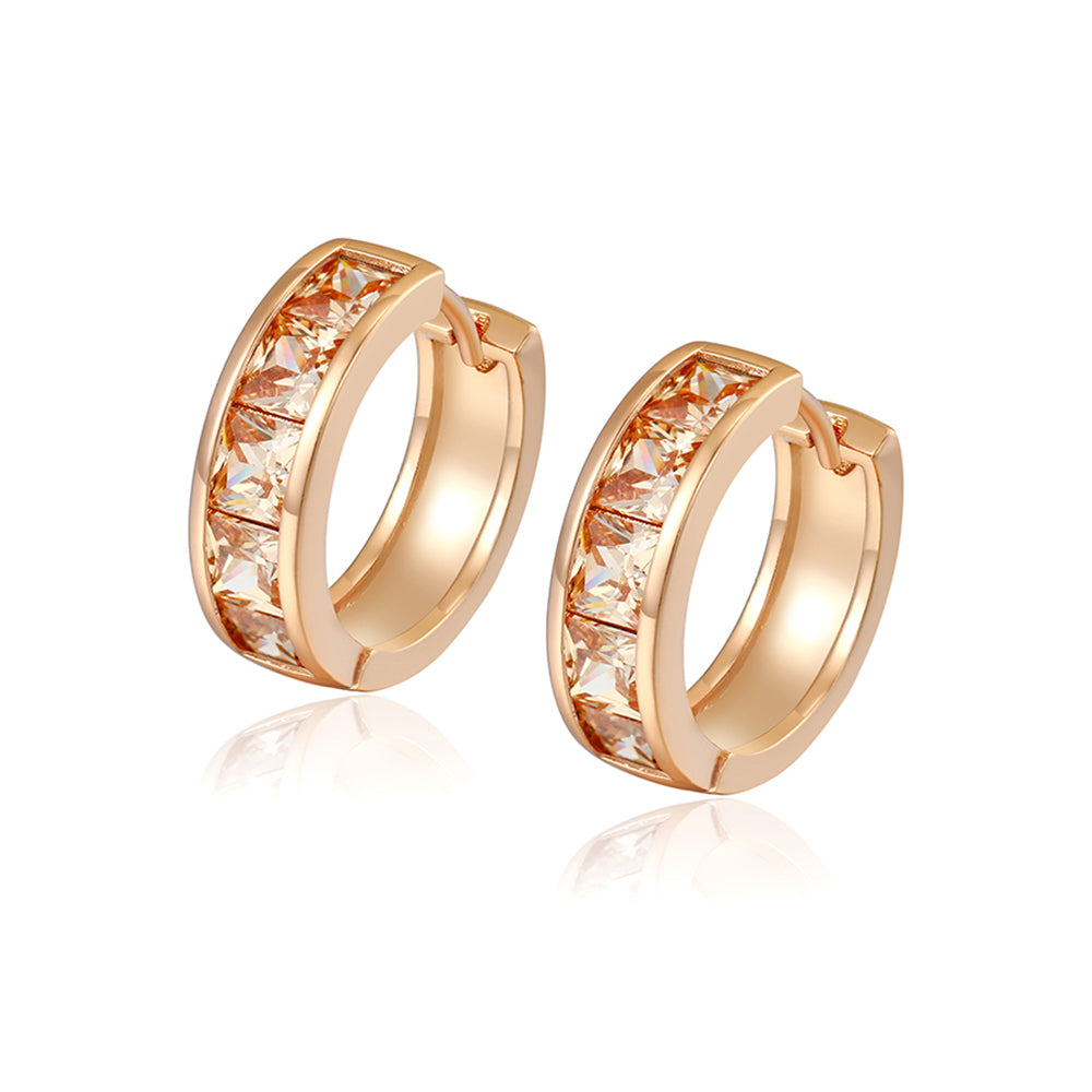 Ohrringe aus goldplattierter Legierung mit weißem Emporia® Kristall 2 