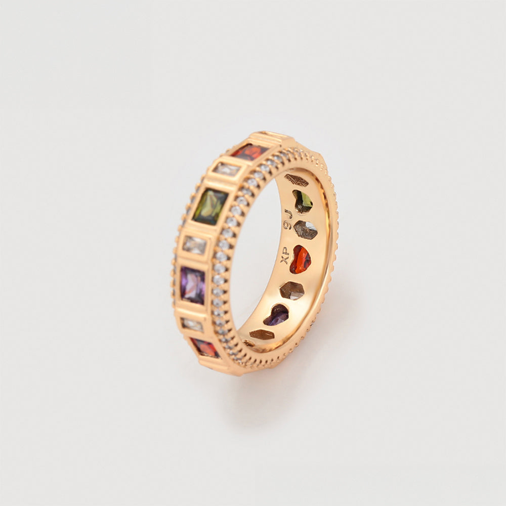 Ring aus goldplattierterr Legierung mit rotem Emporia®-Kristall und purpurfarbenem Emporia® Kristall 5 