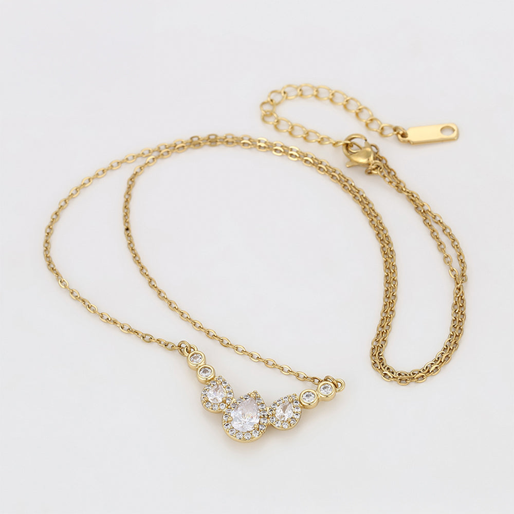 Halskette aus goldplattierter Legierung mit weißem Emporia® Kristall 4 