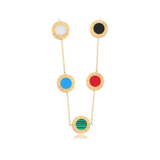 Halskette aus goldplattierter Legierung mit rotem Emporia®-Kristall und blauem Emporia®-Kristall