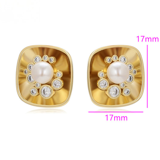 Ohrringe aus goldplattierter Legierung mit Glasperle und weißem Emporia® Kristall