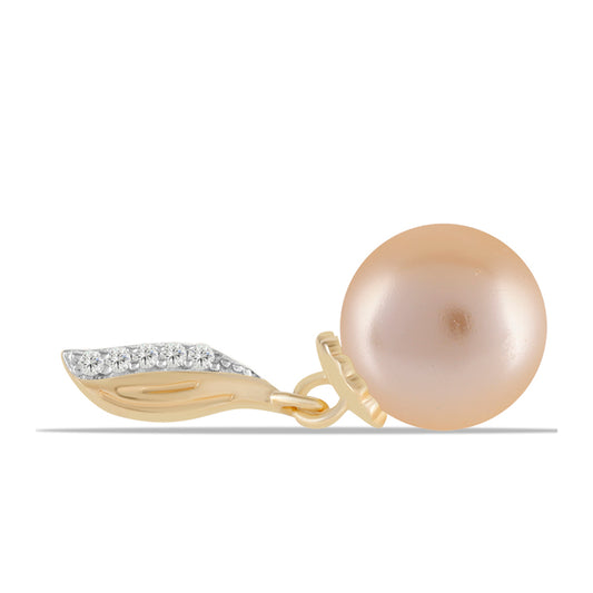 Goldplattierter Silberanhänger mit goldfarbener Süßwasserperle und weißem Topas