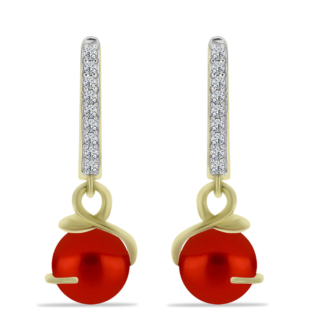 Goldplattierte Silberohrringe mit roter Süßwasserperle und weißem Topas