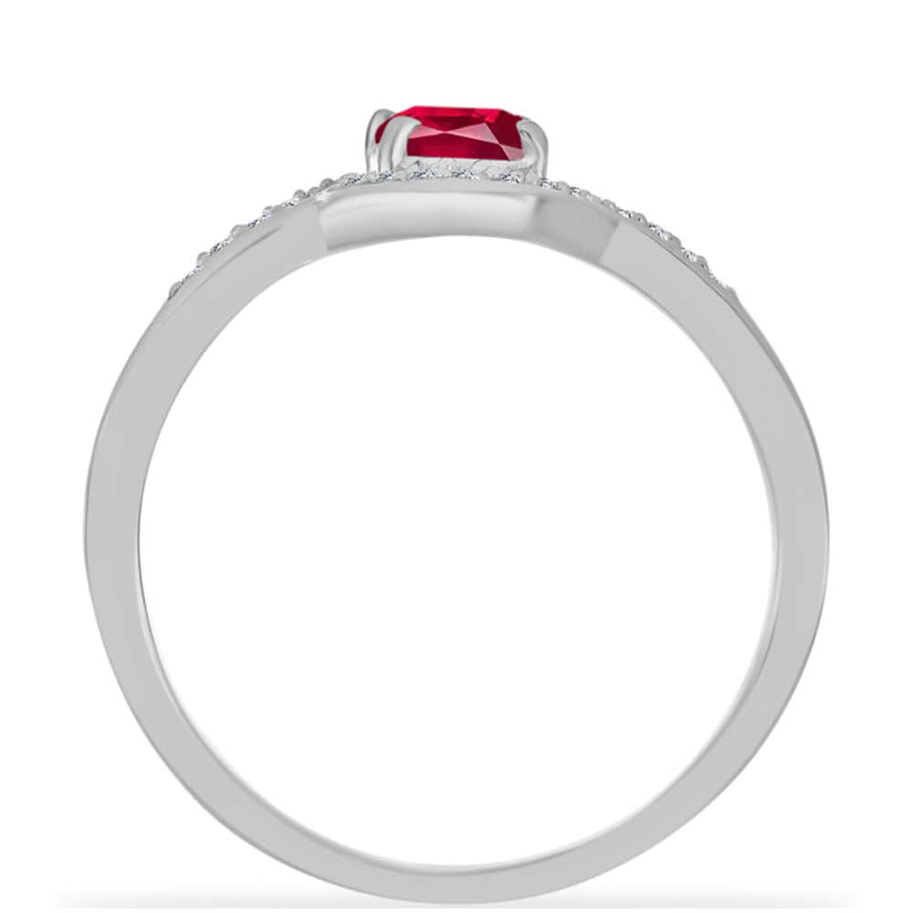 Silberring mit Rubin aus Madagaskar und weißem Diamant