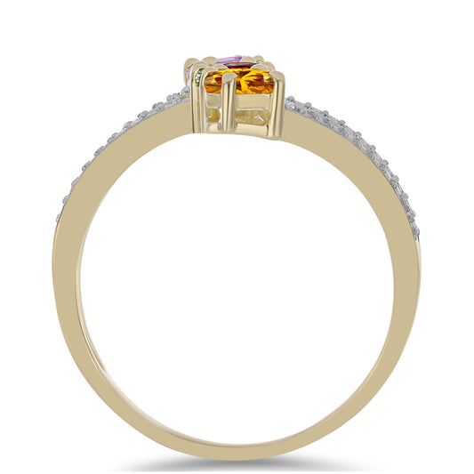 Goldplattierter Silberring mit regenbogenfarbenem Rosebery Saphir und weißem Topas