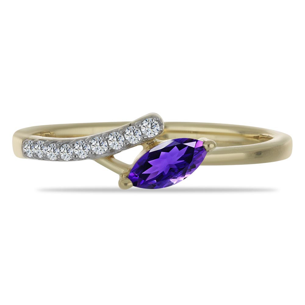 Goldplattierter Silberring mit marokkanischem Amethyst und weißem Topas