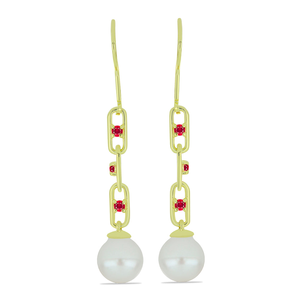Goldplattierte Silberohrringe mit weißer Süßwasserperle und Rubin aus Madagaskar