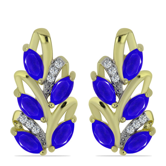 Goldplattierte Silberohrringe mit blauem Achat und weißem Topas