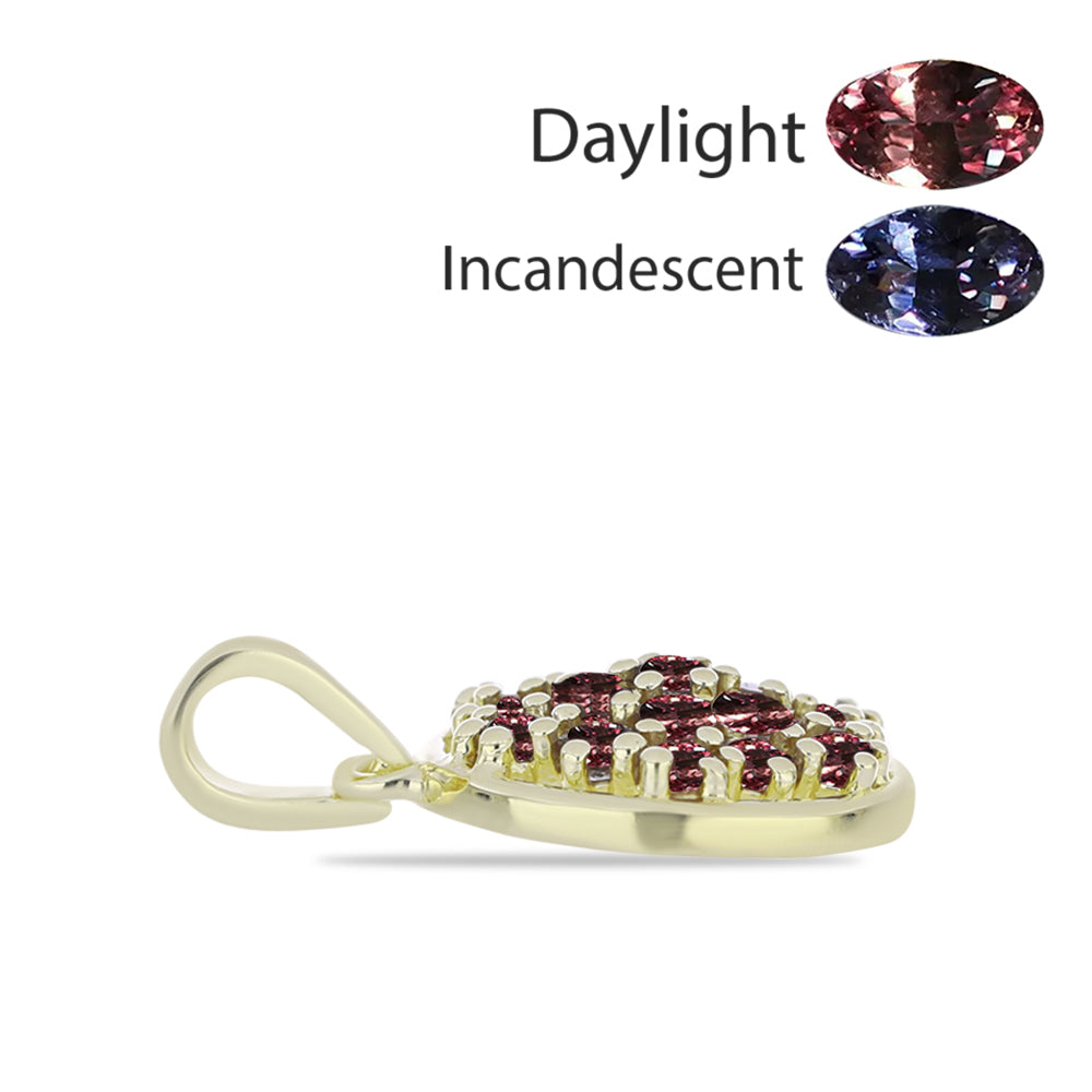 Goldplattierter Silberanhänger mit farbwechselndem Granat aus Tsivory 2 