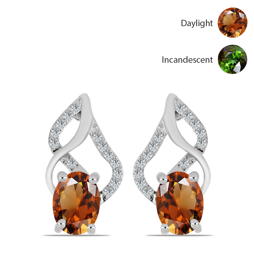 Silberohrringe mit zertifiziertem laborgezüchteten Zultanit aus Anatolien und weißem Topas 1 