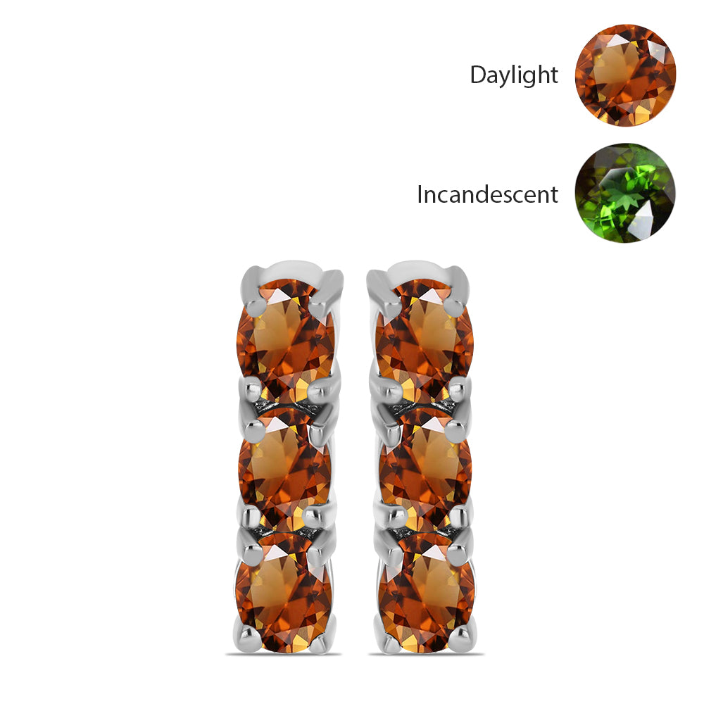 Silberohrringe mit zertifiziertem laborgezüchteten Zultanit aus Anatolien