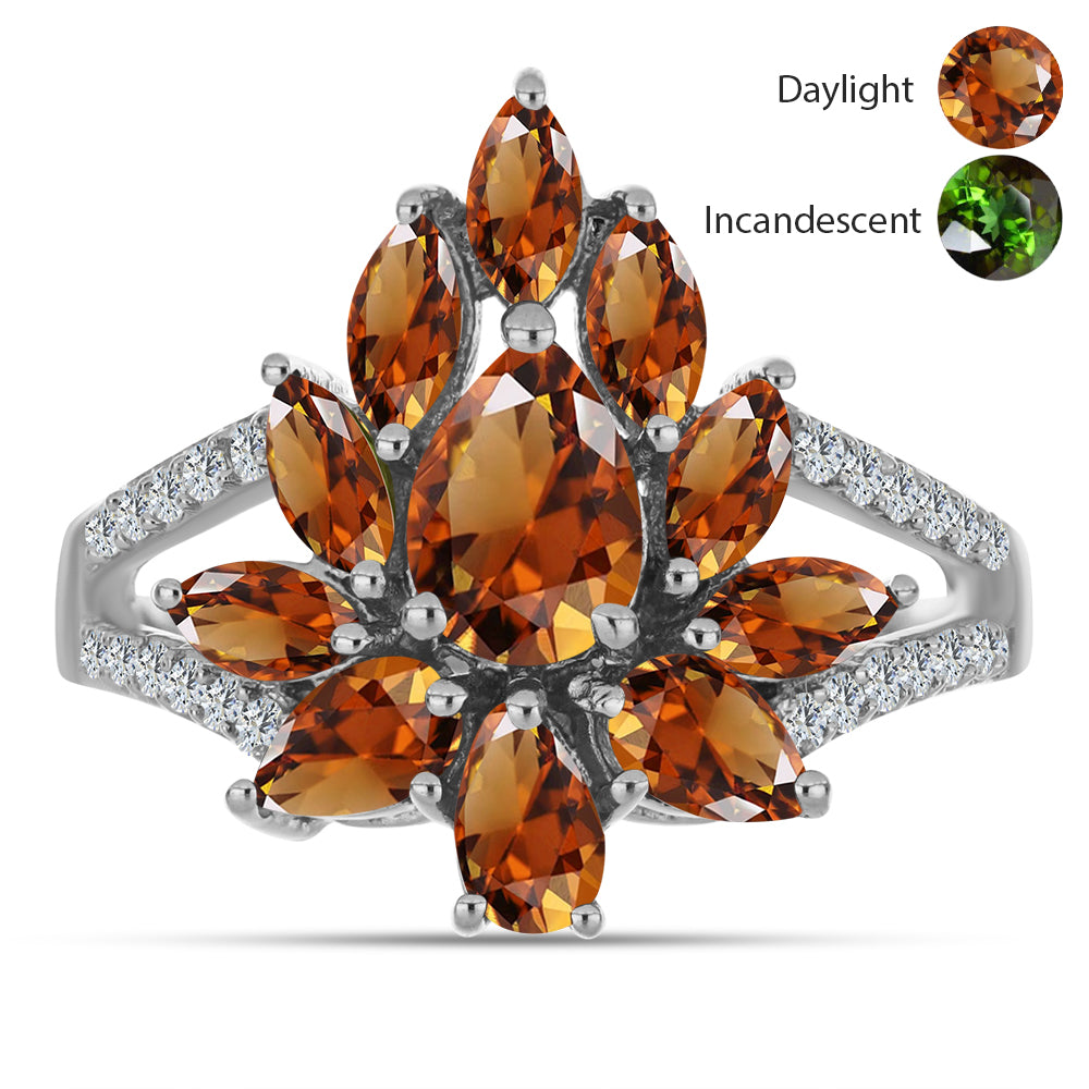 Silberring mit zertifiziertem laborgezüchteten Zultanit aus Anatolien und weißem Topas 1 