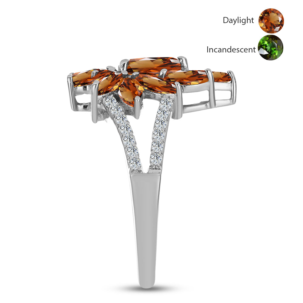 Silberring mit zertifiziertem laborgezüchteten Zultanit aus Anatolien und weißem Topas 4 