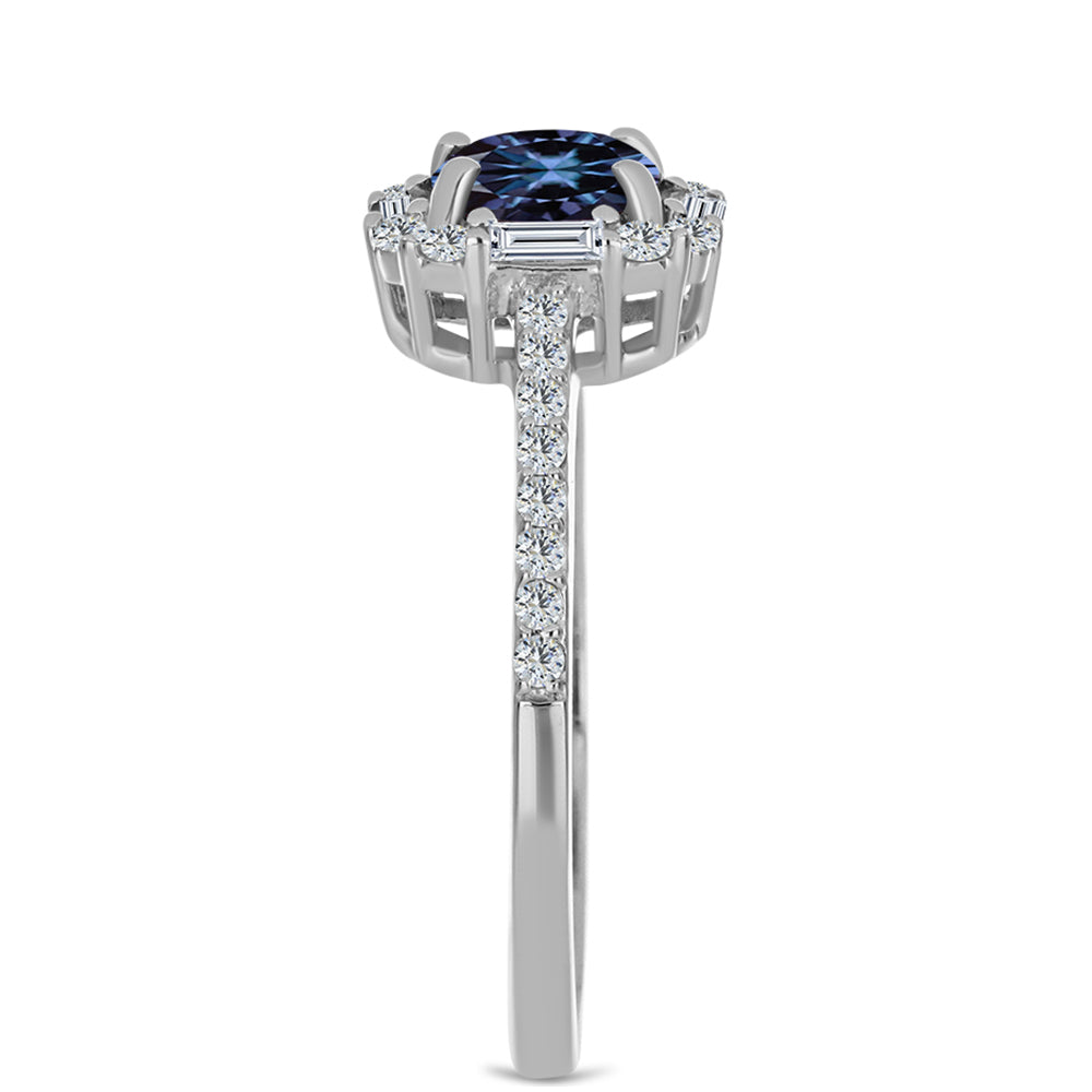 Silberring mit "Imperial lilafarbenem" Moissanit und weißem Zirkon