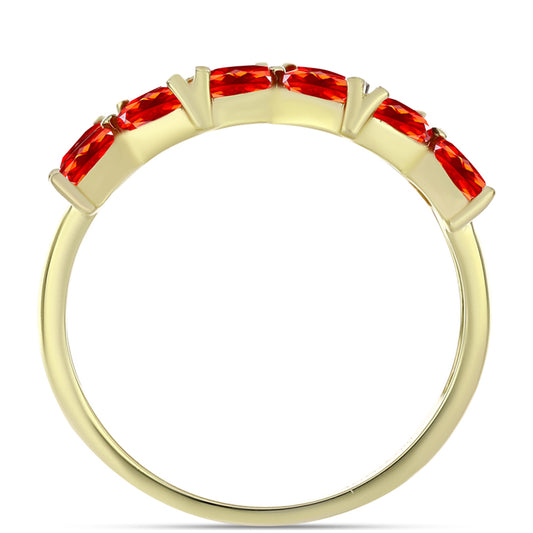 Goldplattierter Silberring mit äthiopischem rotem Opal aus Lega Dembi und weißem Topas