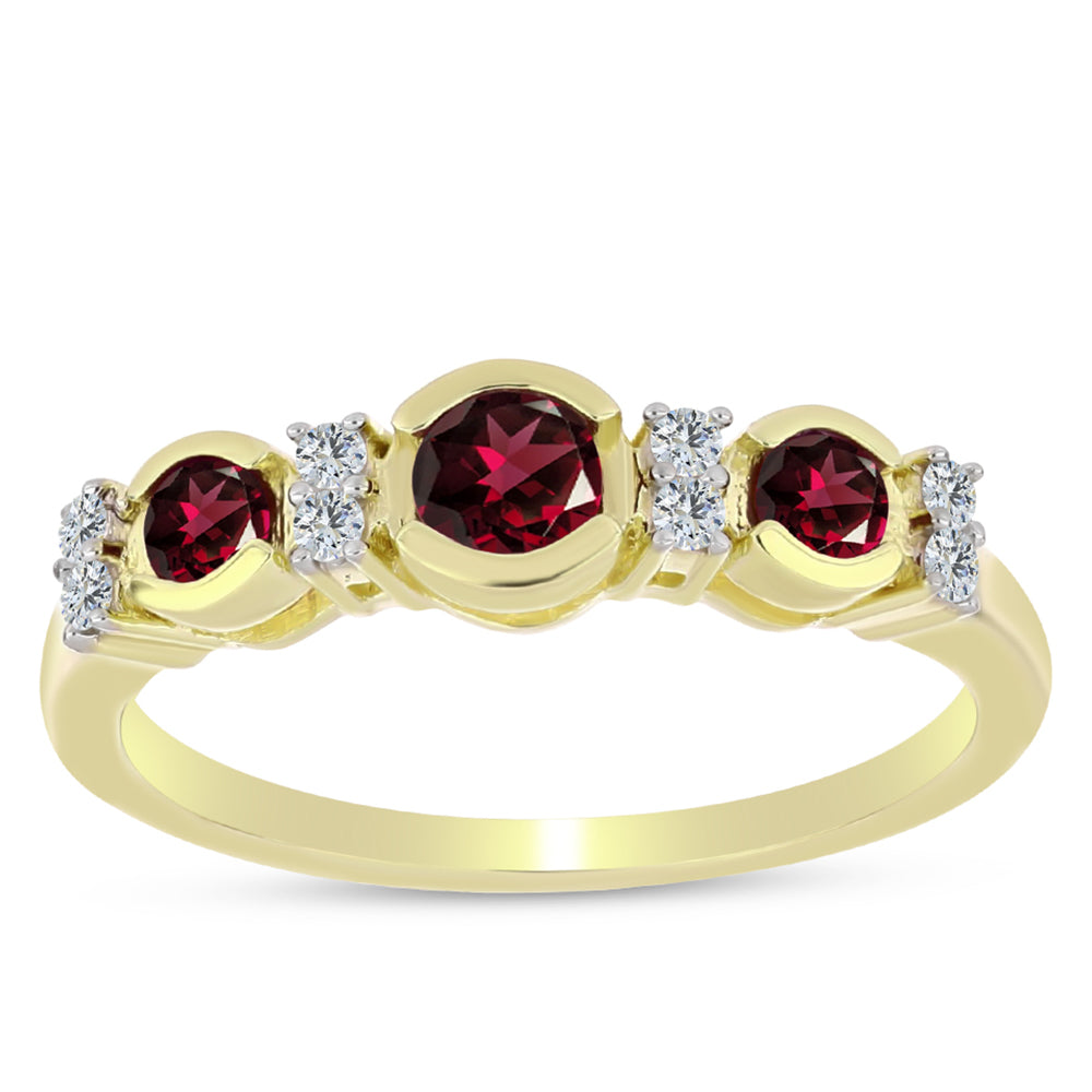 Goldplattierter Silberring mit Rhodolith Granat und weißem Topas