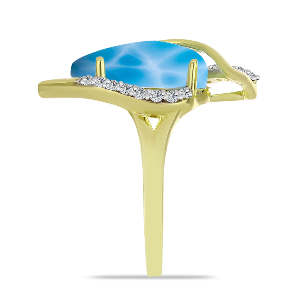 Goldplattierter Silberring mit Larimar und weißem Topas