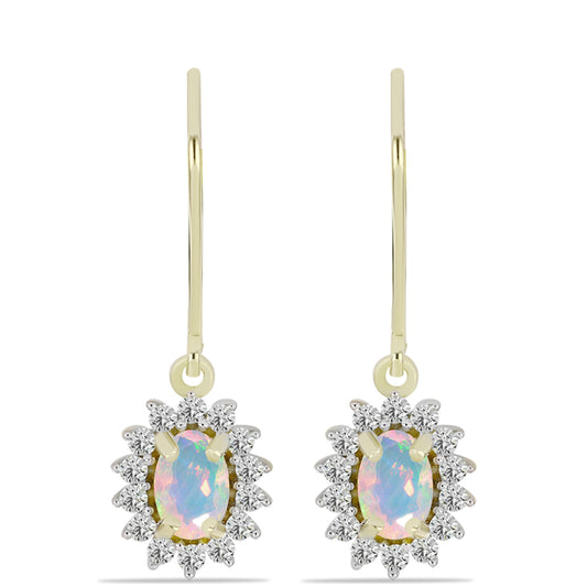Goldplattierte Silberohrringe mit Welo-Opal und weißem Topas
