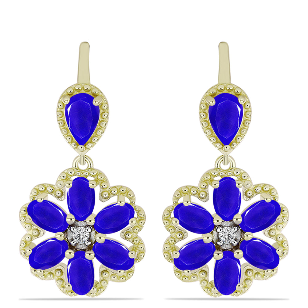 Goldplattierte Silberohrringe mit blauem Achat und weißem Topas