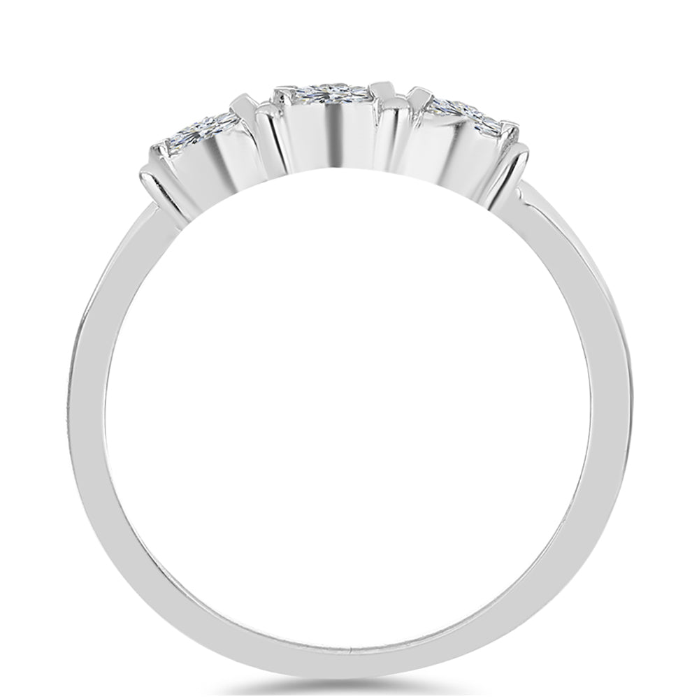 Silberring mit weißem Diamant