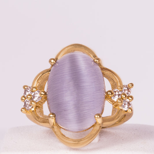 Ring aus goldplattierterr Legierung mit weißem Emporia® Kristall