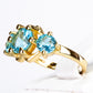 Ring aus goldplattierterr Legierung mit blauem Emporia®-Kristall